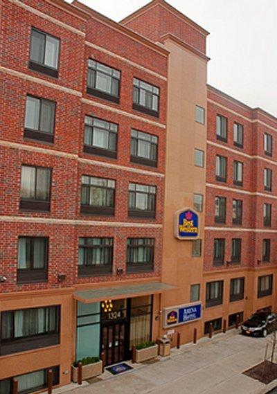 Best Western Plus Arena Hotel Nueva York Exterior foto
