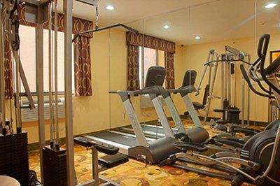 Best Western Plus Arena Hotel Nueva York Exterior foto