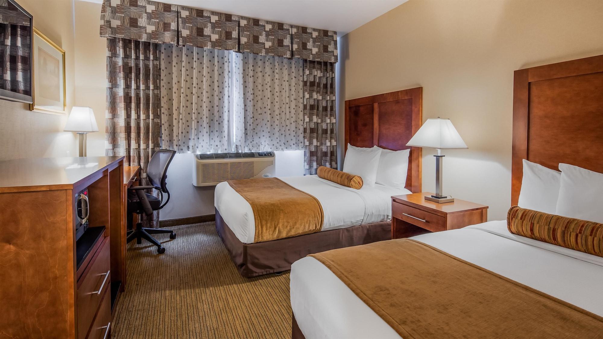 Best Western Plus Arena Hotel Nueva York Exterior foto